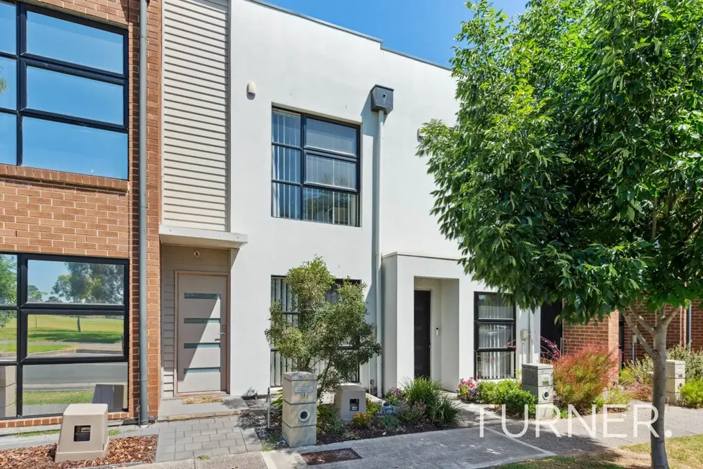 St Clair 3 Bedroom Contemporary Charm in St Clair