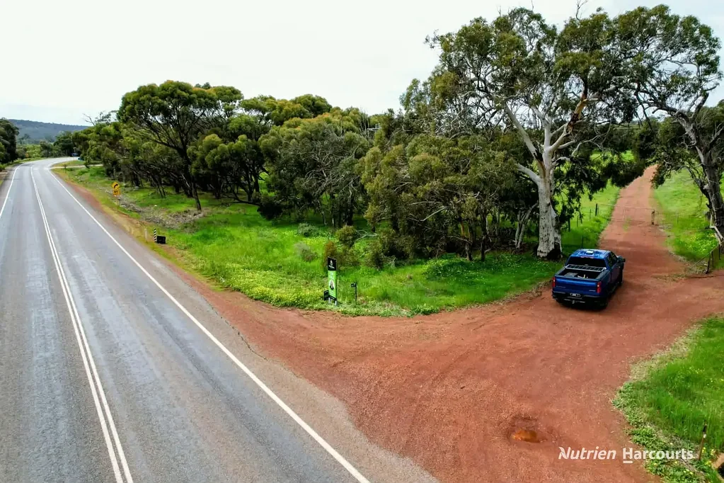 Bindoon Bindoon! Prime 37acre holding- Shed- 3Ph power- Hwy Frontage!