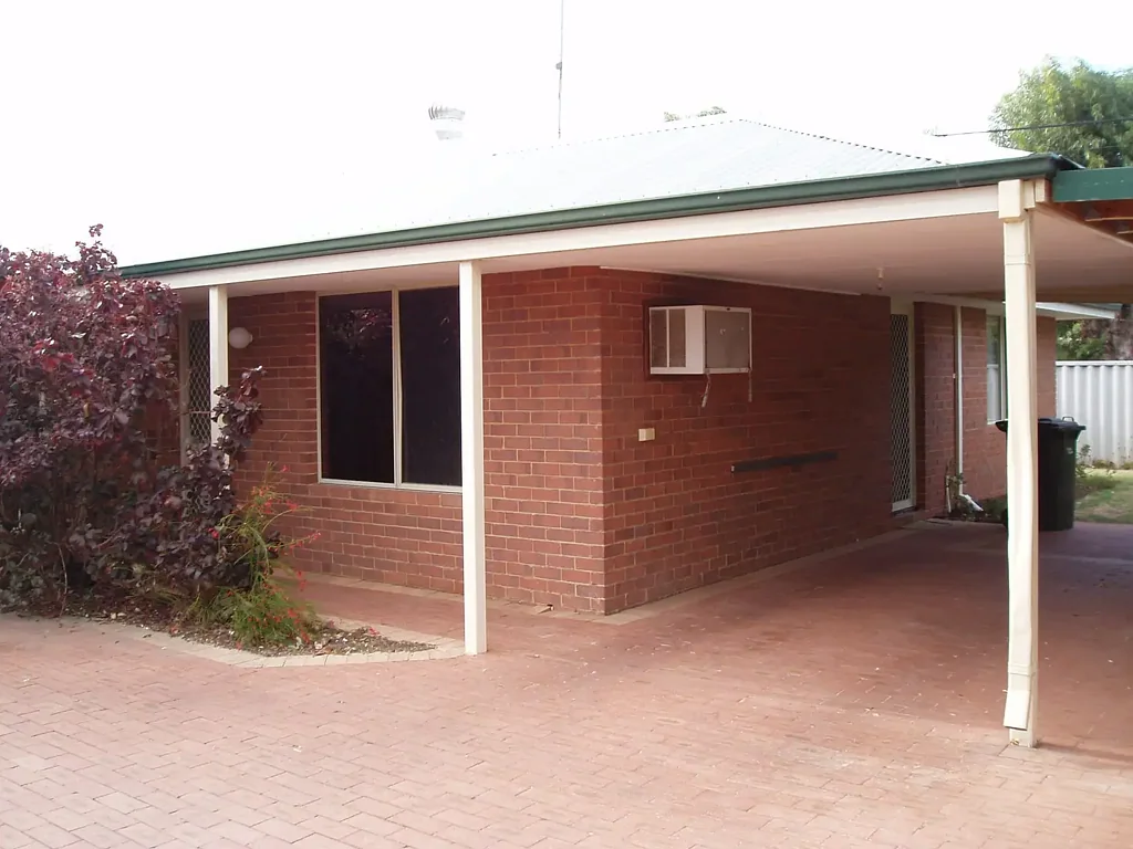 3-Bedroom Unit in Quiet Complex