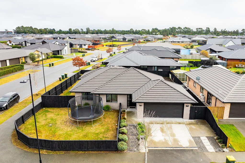 Rolleston 4ห้องนอน Two Owners, One Decision - Sell It Now!