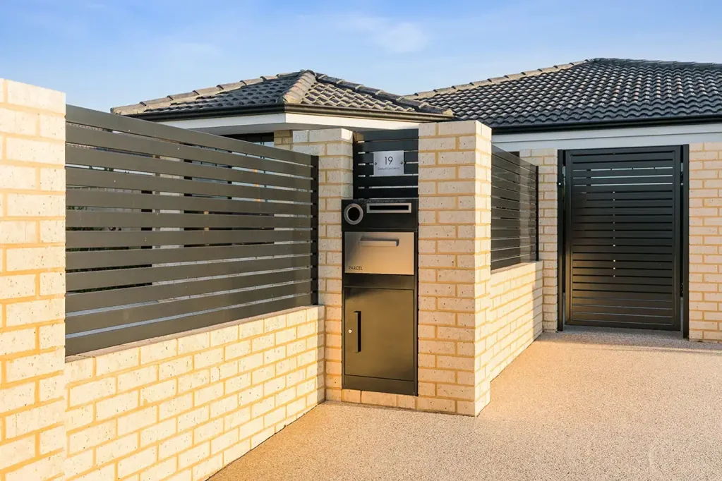 BERTRAM 4X2 HOME FOR LEASE