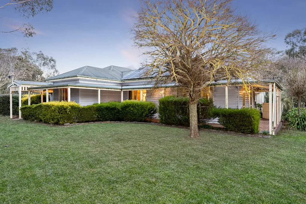 Cardigan 4Habitaciones Peaceful Rural Lifestyle Just Minutes from Town with Versatile Living and Shedding