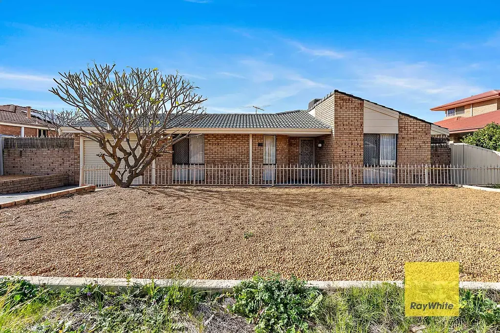 Thornlie 3房  Big Backyard, Great Entertaining And Plenty Of Potential