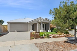 22 Silverwood Parade, Ocean Grove