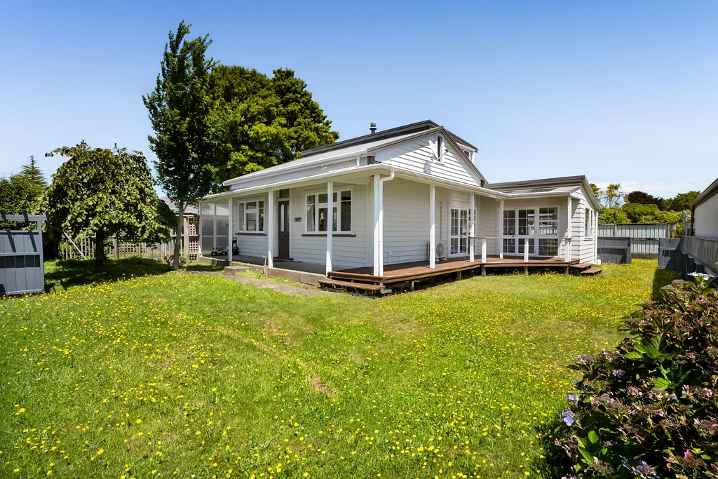 Inglewood 3ਬੈੱਡਰੂਮ Bring your offer to the table — Act Fast