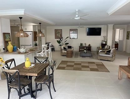 13A Bucasia Esplanade, Bucasia, Mackay, 7 Bedrooms, 4 Bathrooms, House