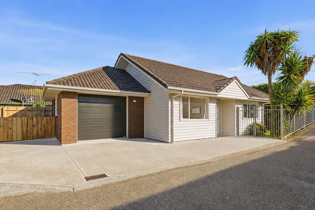 Favona 3Moenga A Single Level Gem! Be Quick!