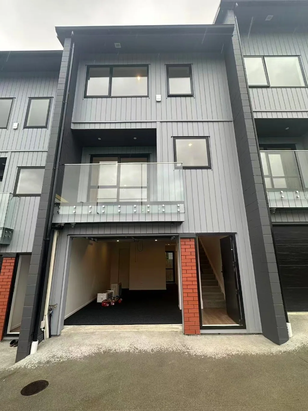 Brand New 3-Bedroom Townhouse in New Windsor – Prime Location