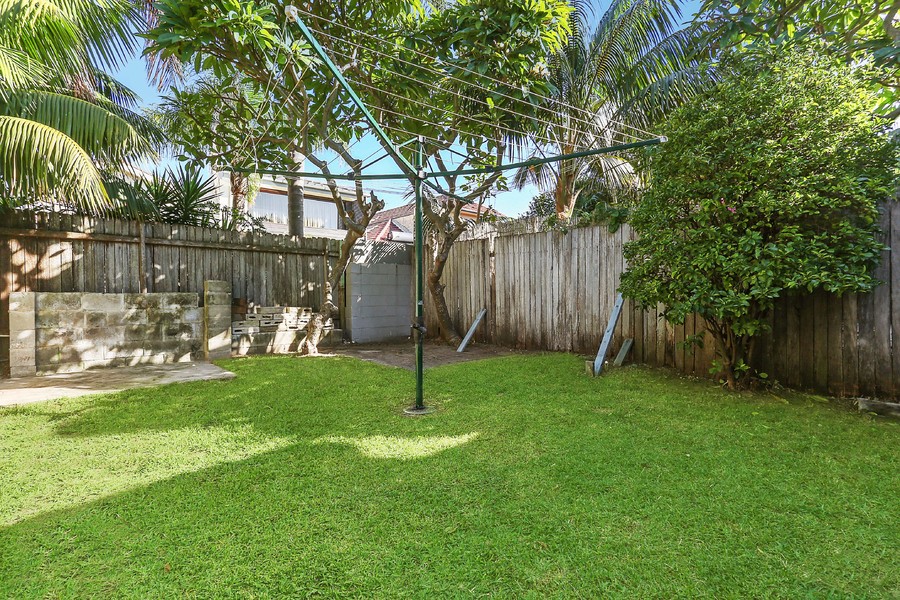 11 STEWART ST, NORTH BONDI NSW 2026, 0 침실, 0 욕실, House