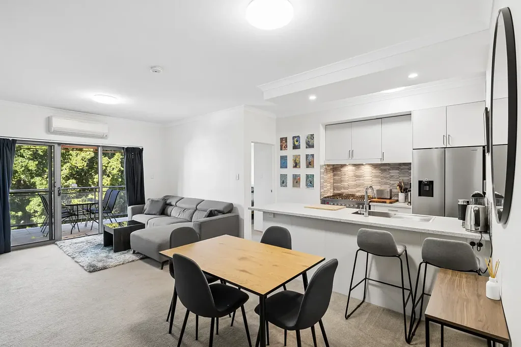 West Perth 2房  Exclusive Parkside Retreat