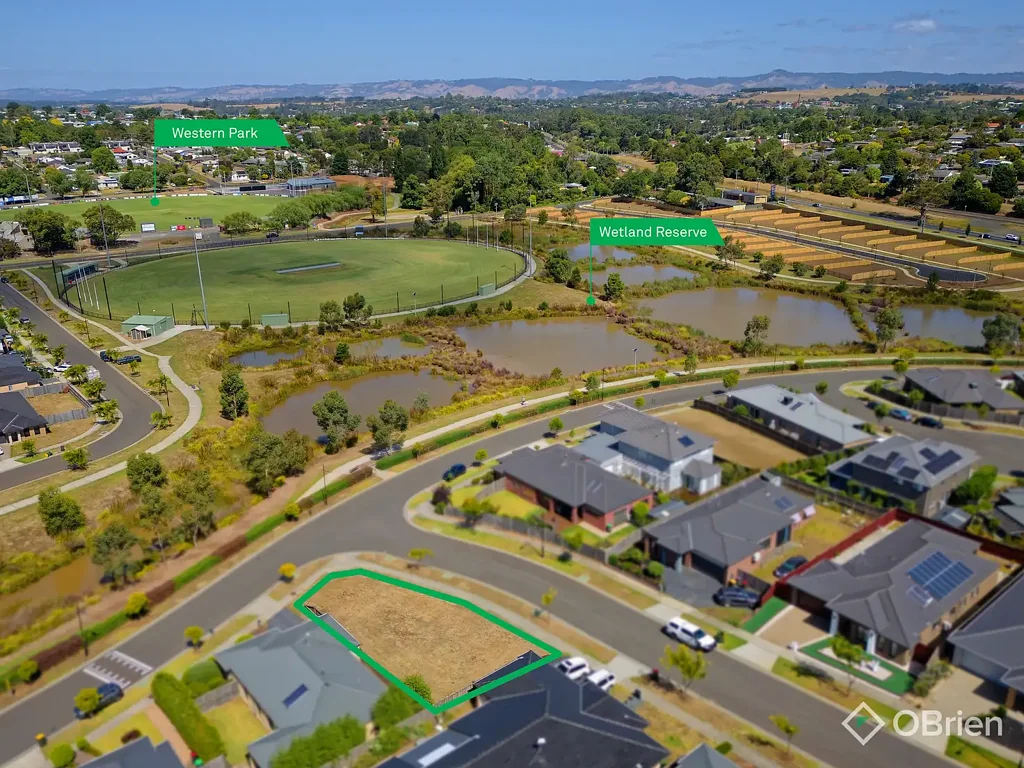 Warragul  Right across from a beautiful walking path and only a few minutes walk from town