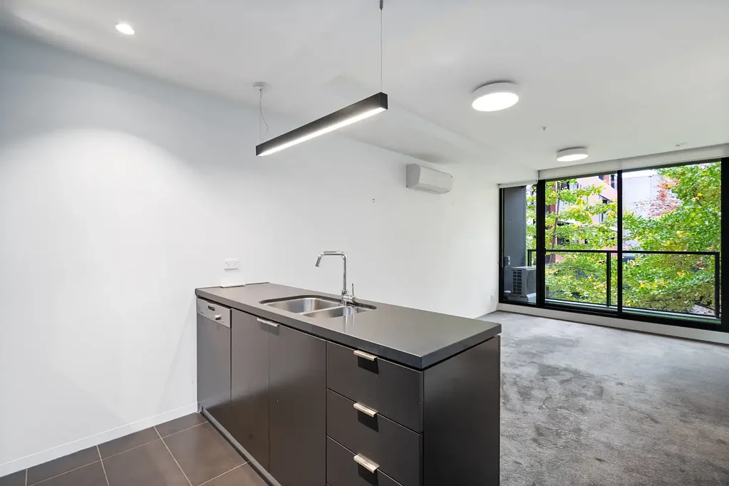 Stunning 2 Bed With Garden View