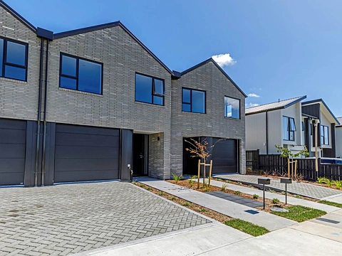 Milldale 3房  Modern & Easy Living with Reserve Views