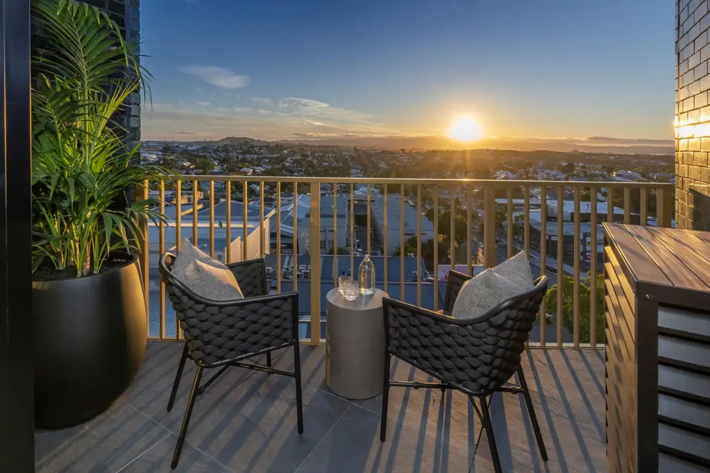 Grey Lynn 1Moenga The Greenhouse - A Modern Masterpiece