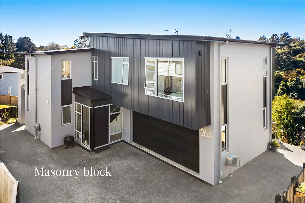 Tōtara Park 5房  #GAMEDAY Concrete Build, Views + Granny Flat