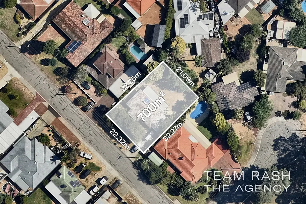 31 Vinca Way, Forrestfield, WA 6058