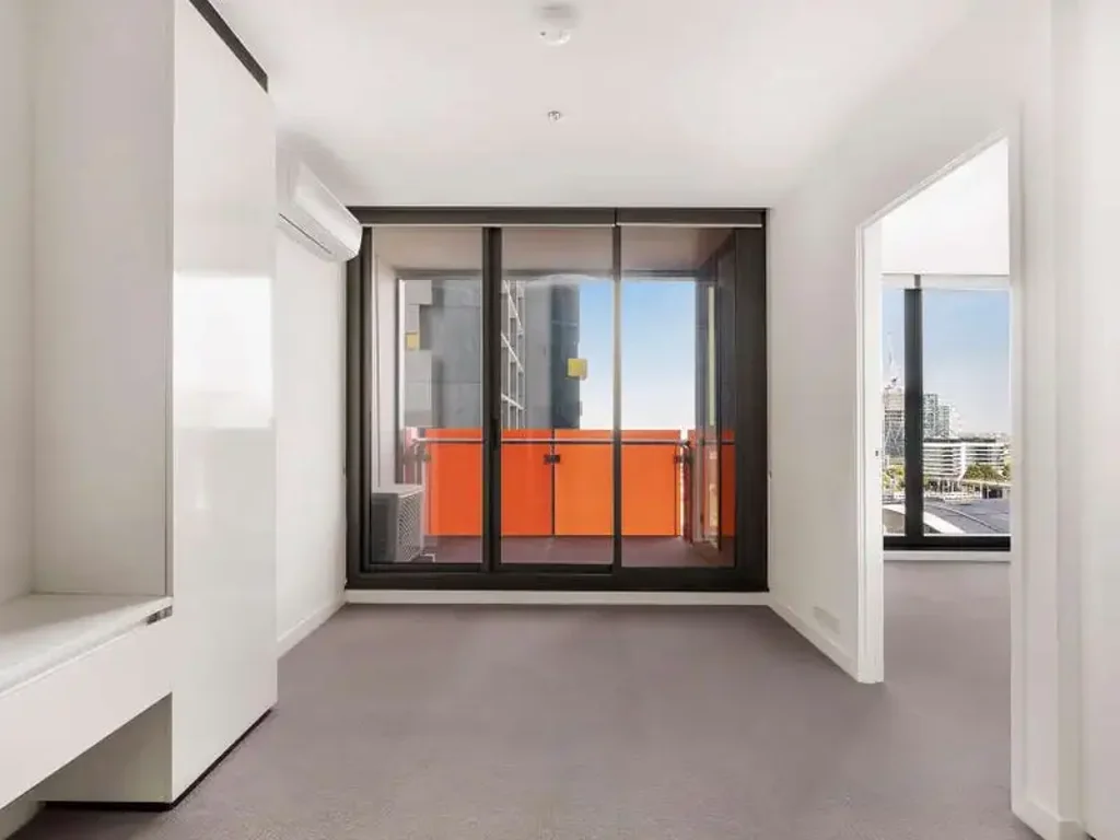 Unfurnished two bedroom apartment located on the 11th floor of the Madison Tower