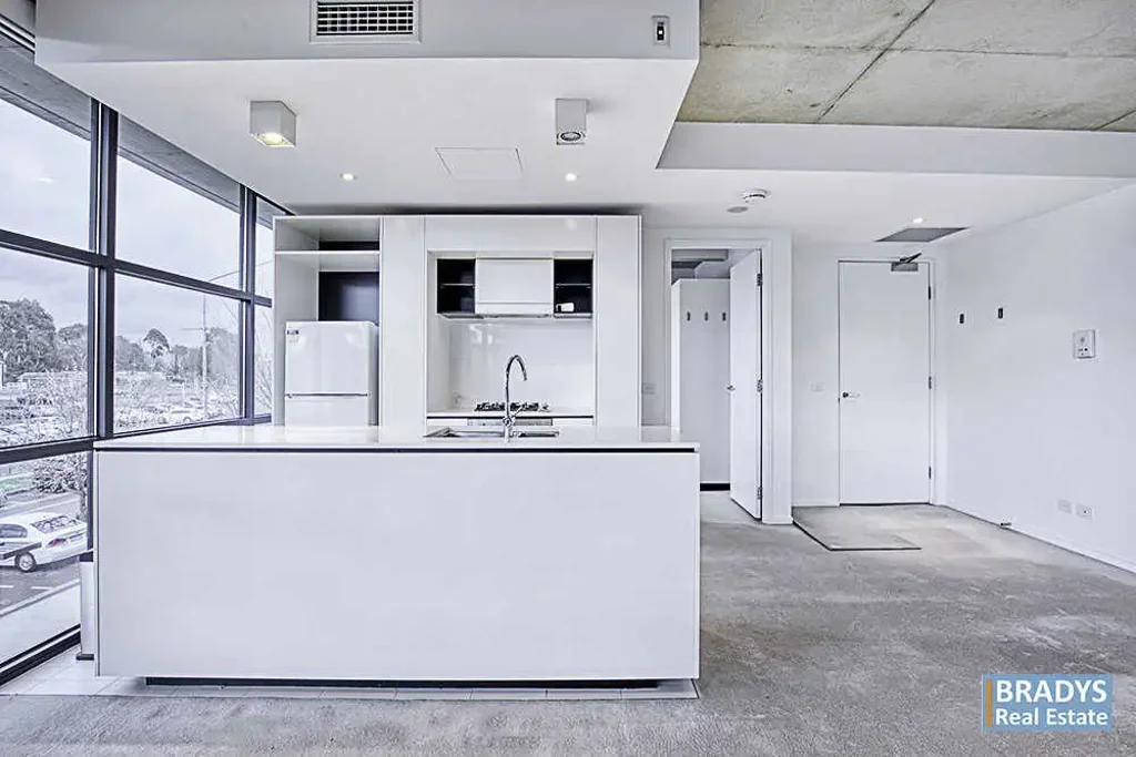 Modern, 2 Bedroom Apartment Located on the Kingston Foreshore!