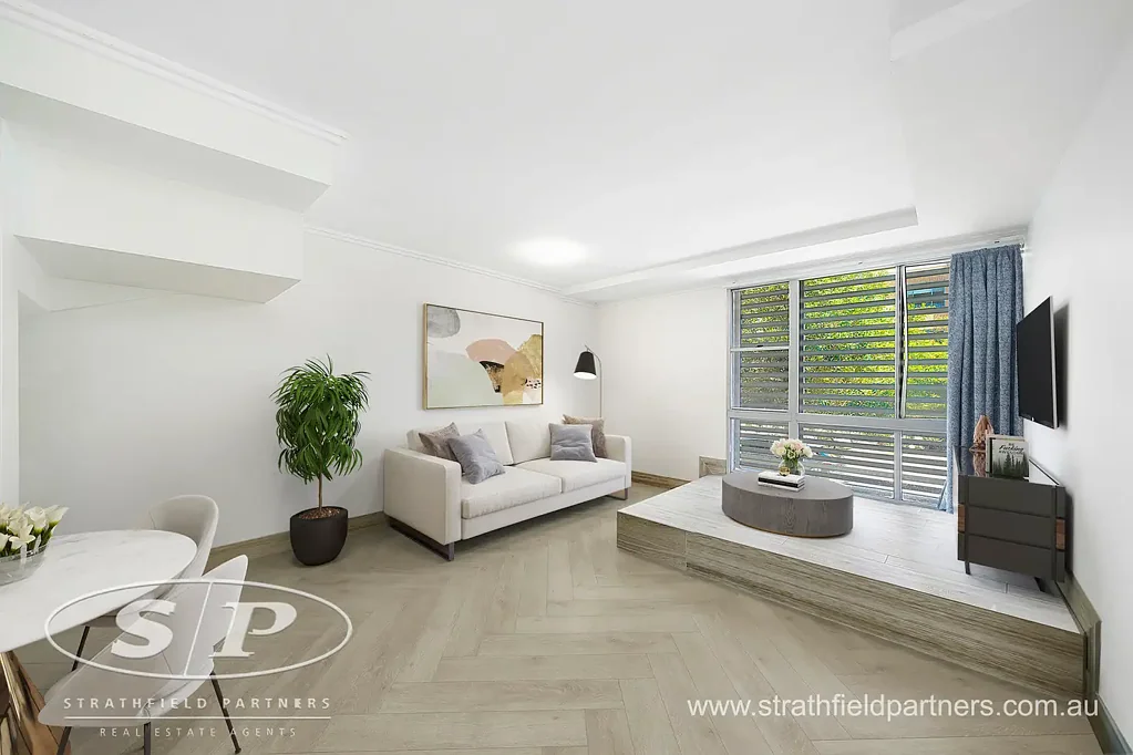 Strathfield 3બેડરૂમ Modern 122sqm Split-Level Townhouse-Style Residence