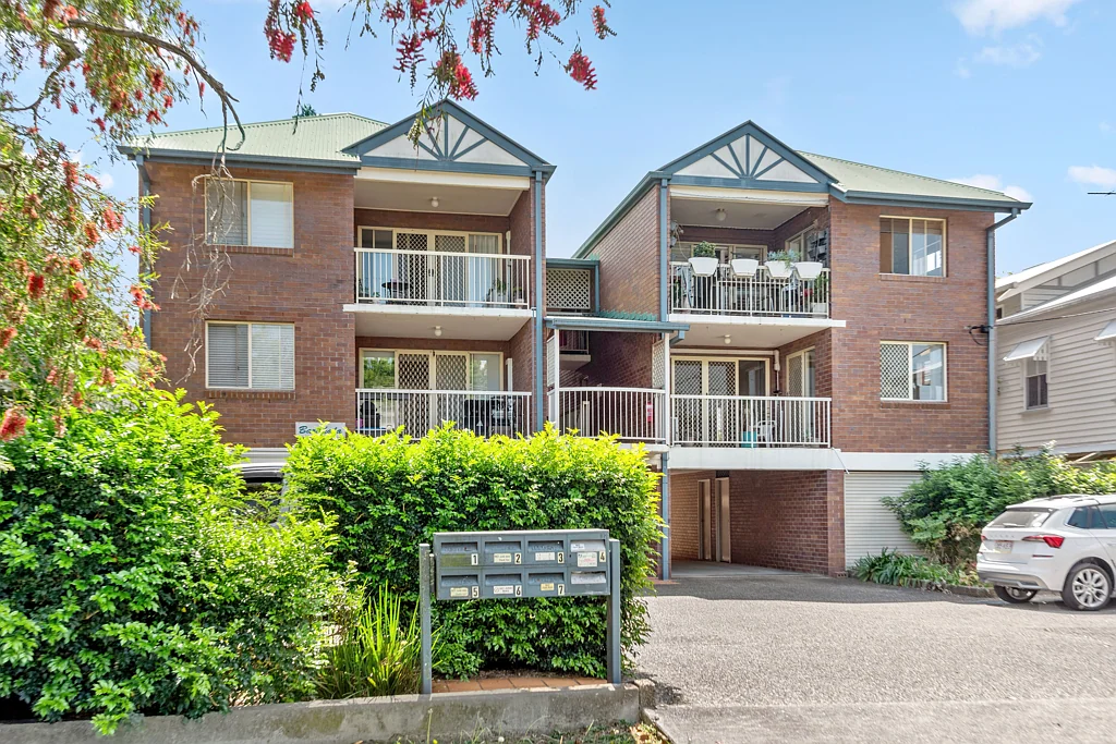 2/87 Swan Street, Gordon Park, QLD 4031