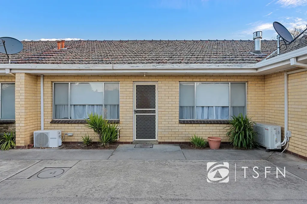 Neat unit close to CBD
