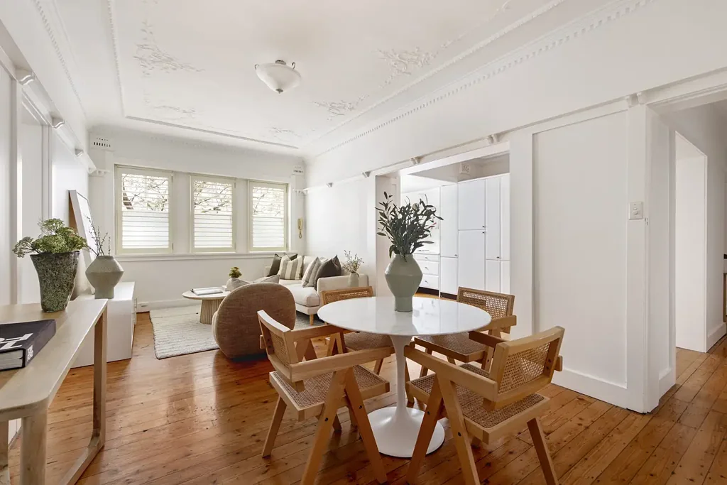Kurraba Point 2 Slaapkamer Harbourside Haven with Classic Art Deco Elegance