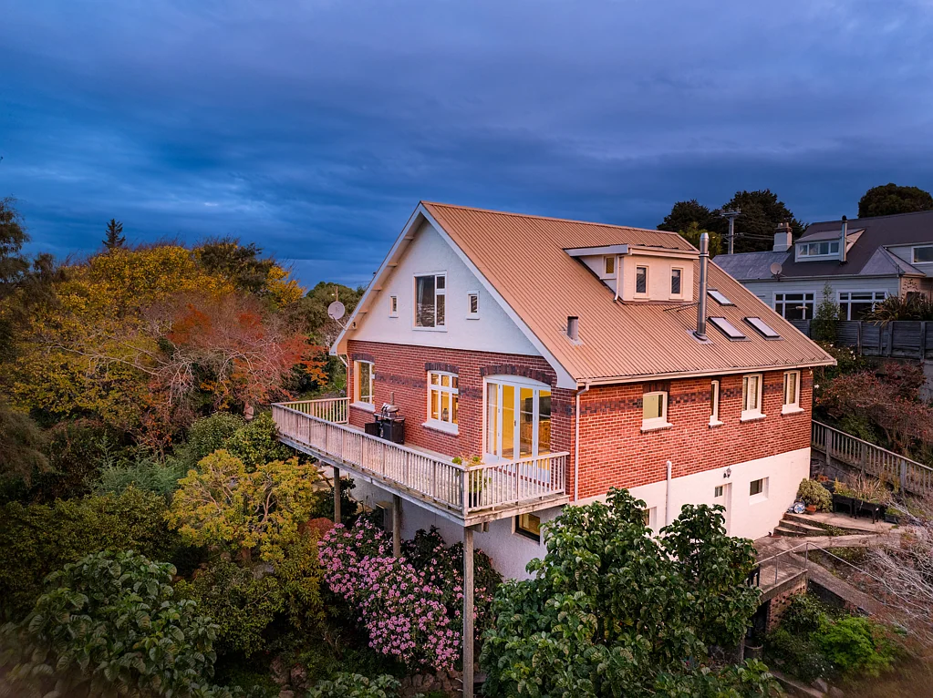 Maori Hill 5房  Flexible family living - sunshine and views