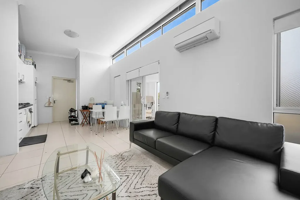 Midland 2房  Low Maintenance Living in a Prime Midland Location