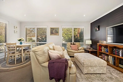Nicholls 3침실 Beautiful Hampton�s-style hideaway in an English country garden.