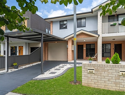 46 Brenda Street, Ingleburn, NSW 2565, 3 कमरे, 2 बाथरूम, Apartment