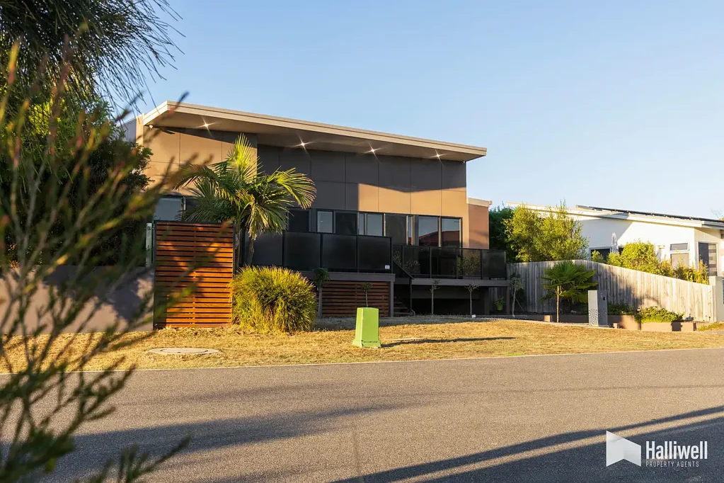 Hawley Beach 5 Bedroom Ultimate Hawley Beach Lifestyle