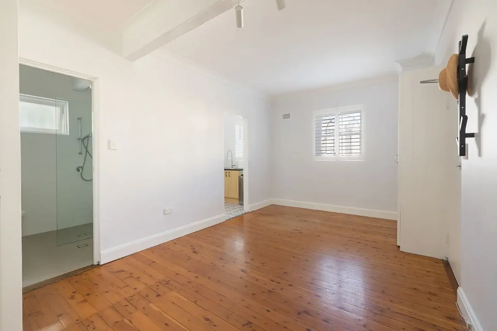 Stylish parkside retreat