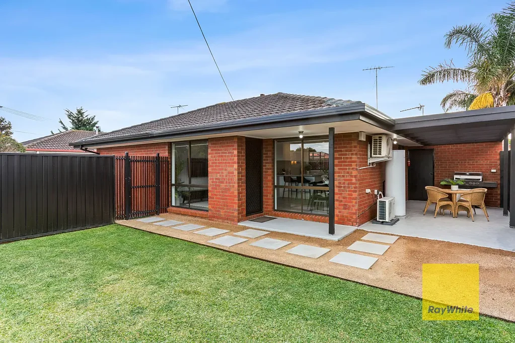 St Albans Park 2Kwarto Freshly Renovated & Move-In Ready