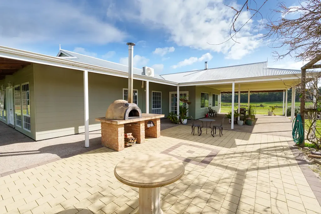 Manjimup 4غرفة نوم Tranquil lifestyle property.