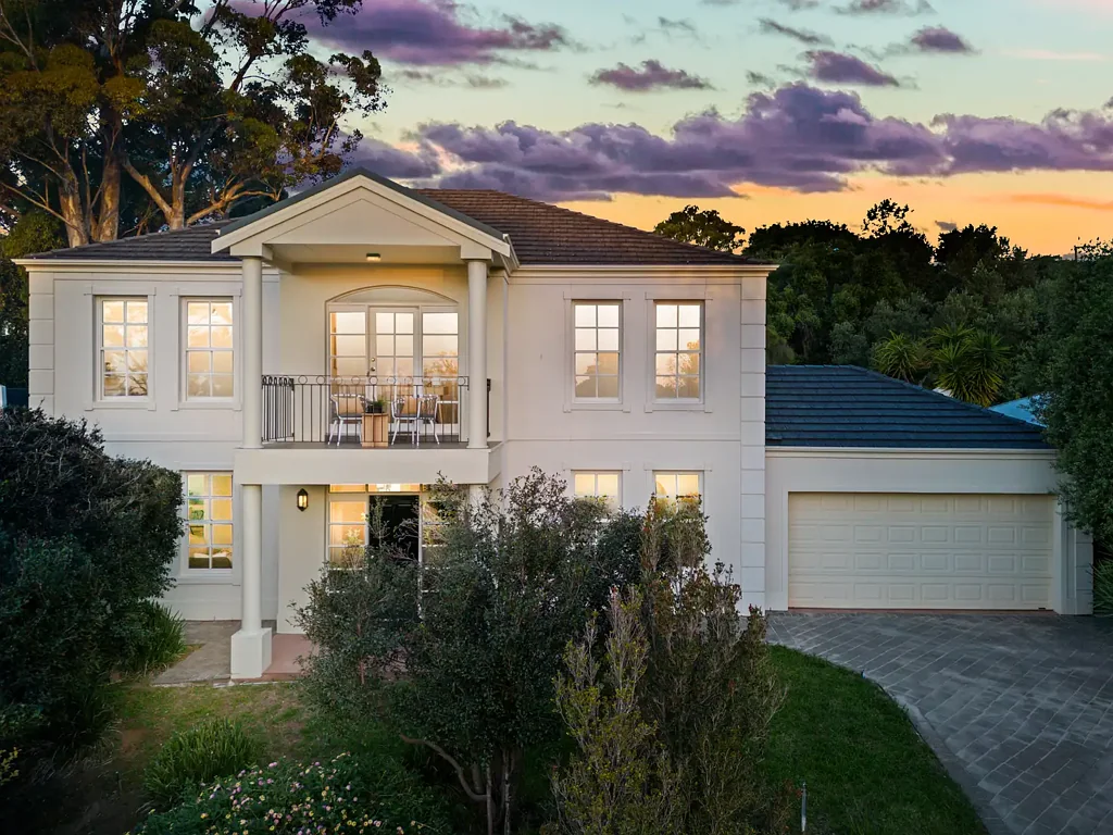 Beaumont 5房  Sophisticated Luxury & Resort-Style Living in Prestigious Beaumont