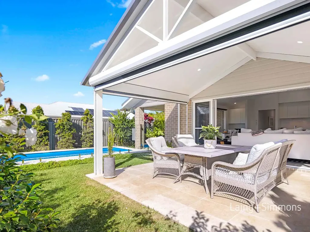 11 Shore Break Crescent, Lake Cathie, NSW 2445
