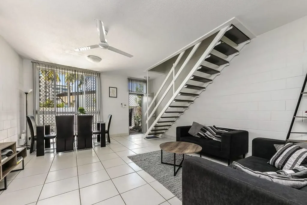 18/94 Woods Street, Darwin City, NT 800