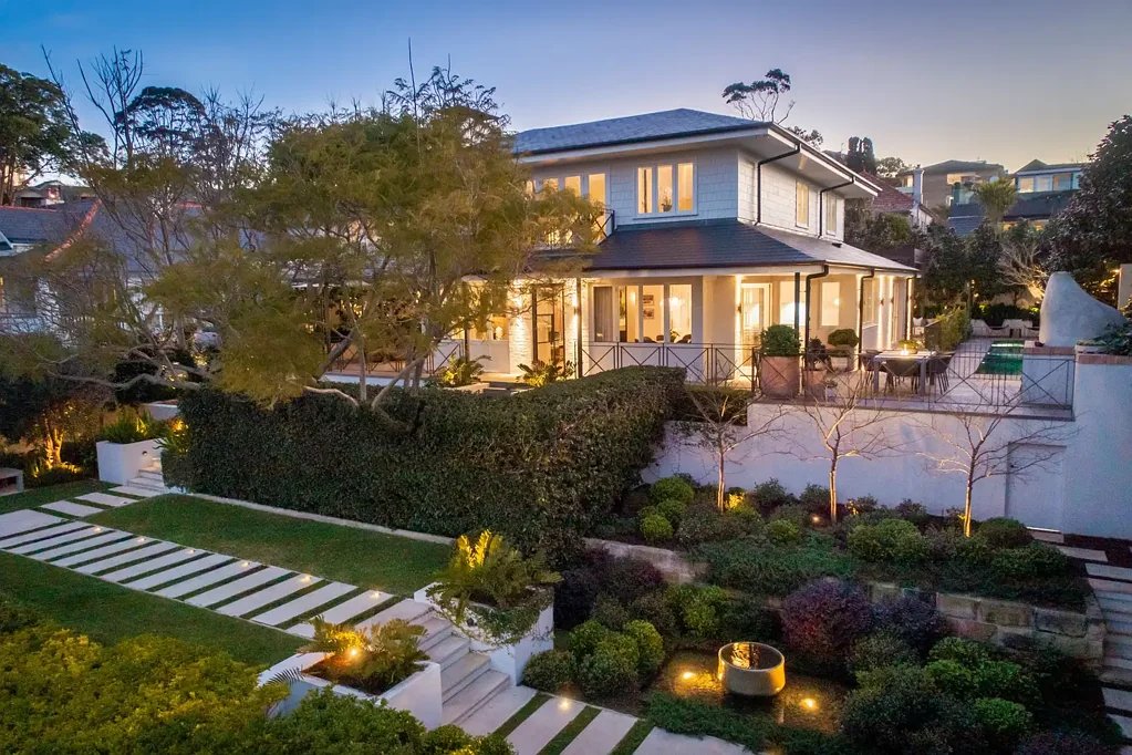Mosman 5 Bedroom Private & Secure Contemporary Masterpiece - Balmoral Slopes Elegance