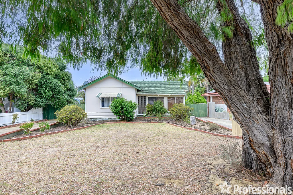 48 Crabtree Way, Medina, WA 6167