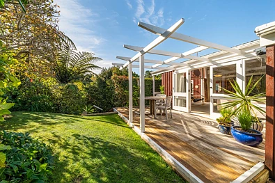 Tirohanga 3 Bedroom Motivated vendors are keen to see all offers