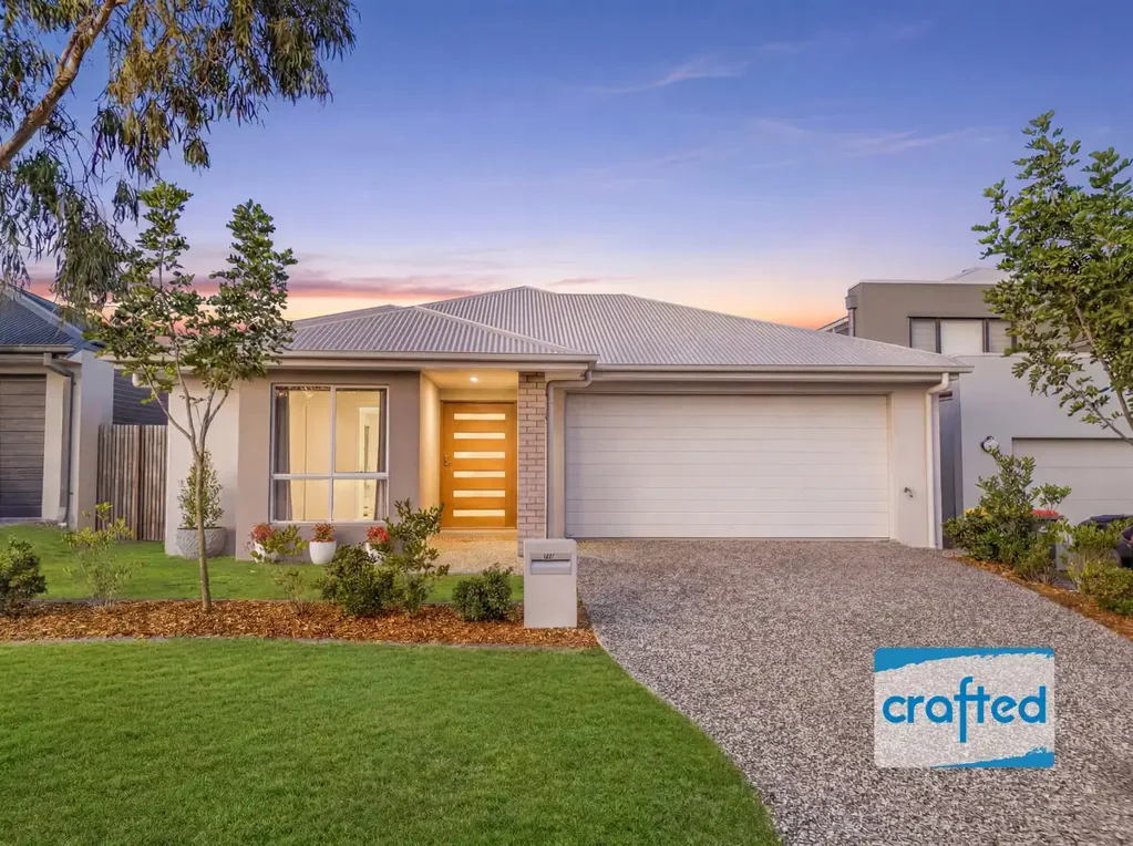 Greenbank 4બેડરૂમ 🏡 Modern Home Living in Everleigh — Stylish, Bright & Effortlessly Low‑Maintenance