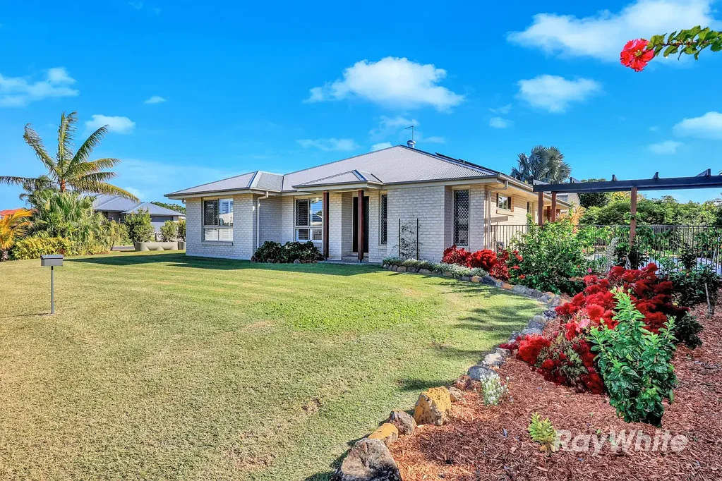 Innes Park 4غرفة نوم Your Private Slice of Coastal Paradise Complete with Pool & Shed