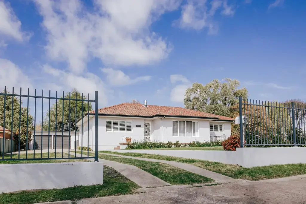 Blayney 3ਬੈੱਡਰੂਮ INVESTMENT OPPORTUNITY ORANGE  BATHURST MILLTHORPE  BLAYNEY CARCOAR