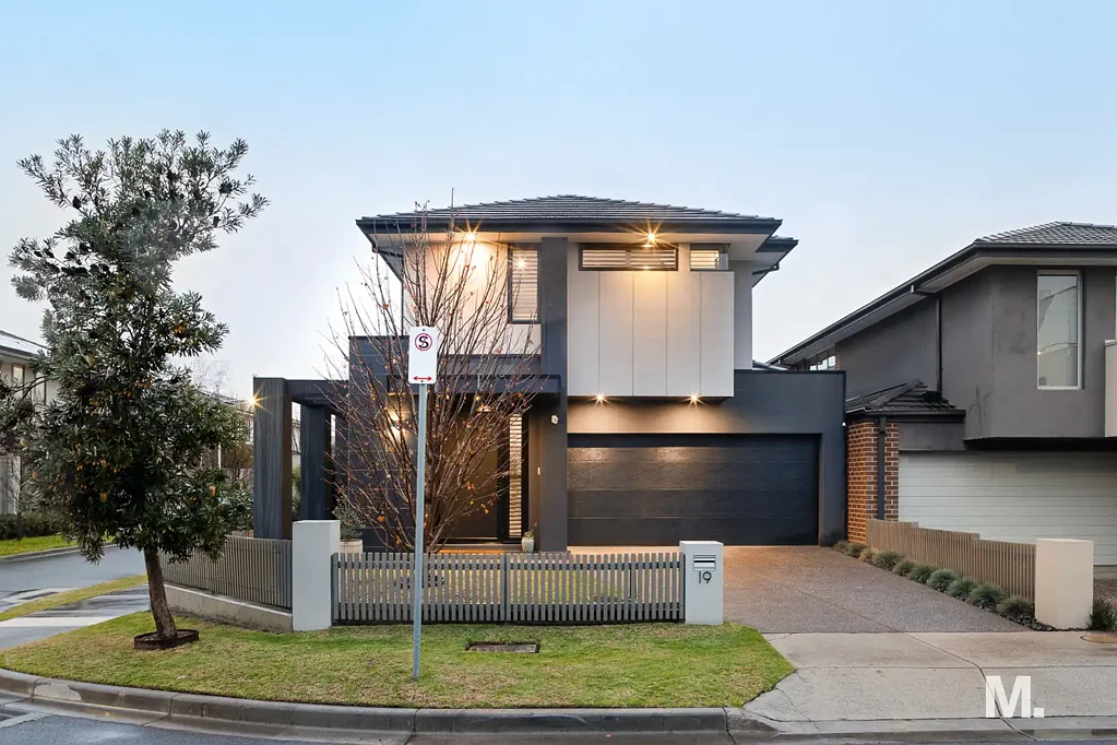 Ascot Vale 4कमरा A LUXURIOUS RETREAT TO MAKE YOUR LIFE COMPLETE.