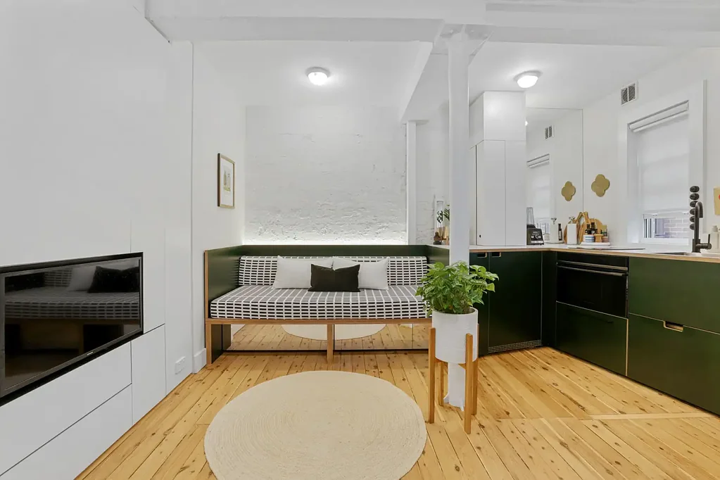 Renovated Studio Apartment In Prime Location