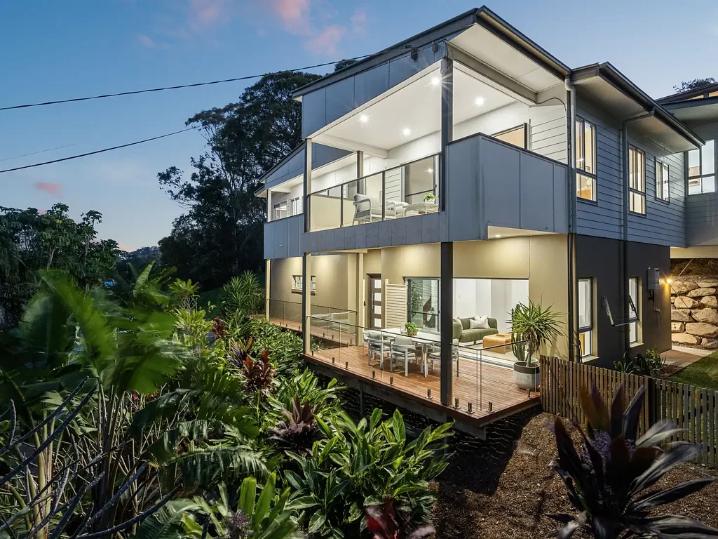 Tugun 4Zimmer Move Fast: Panoramic Ocean Views & Pure Luxury - Will Be Sold!
