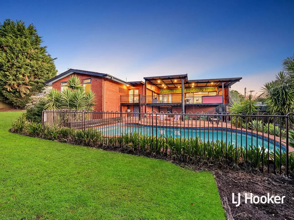 86 Whiting Road, St Agnes, SA 5097