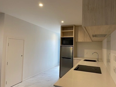 Studio apartment in Merivale