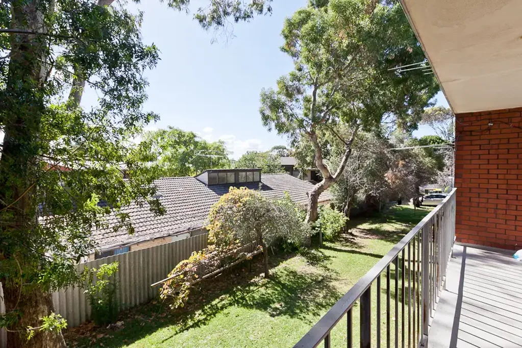2 bedroom apartment in great location!