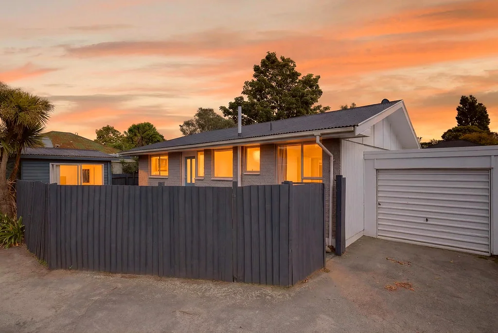 Woolston 3房  Comfort & Convenience + Bonus Sleepout